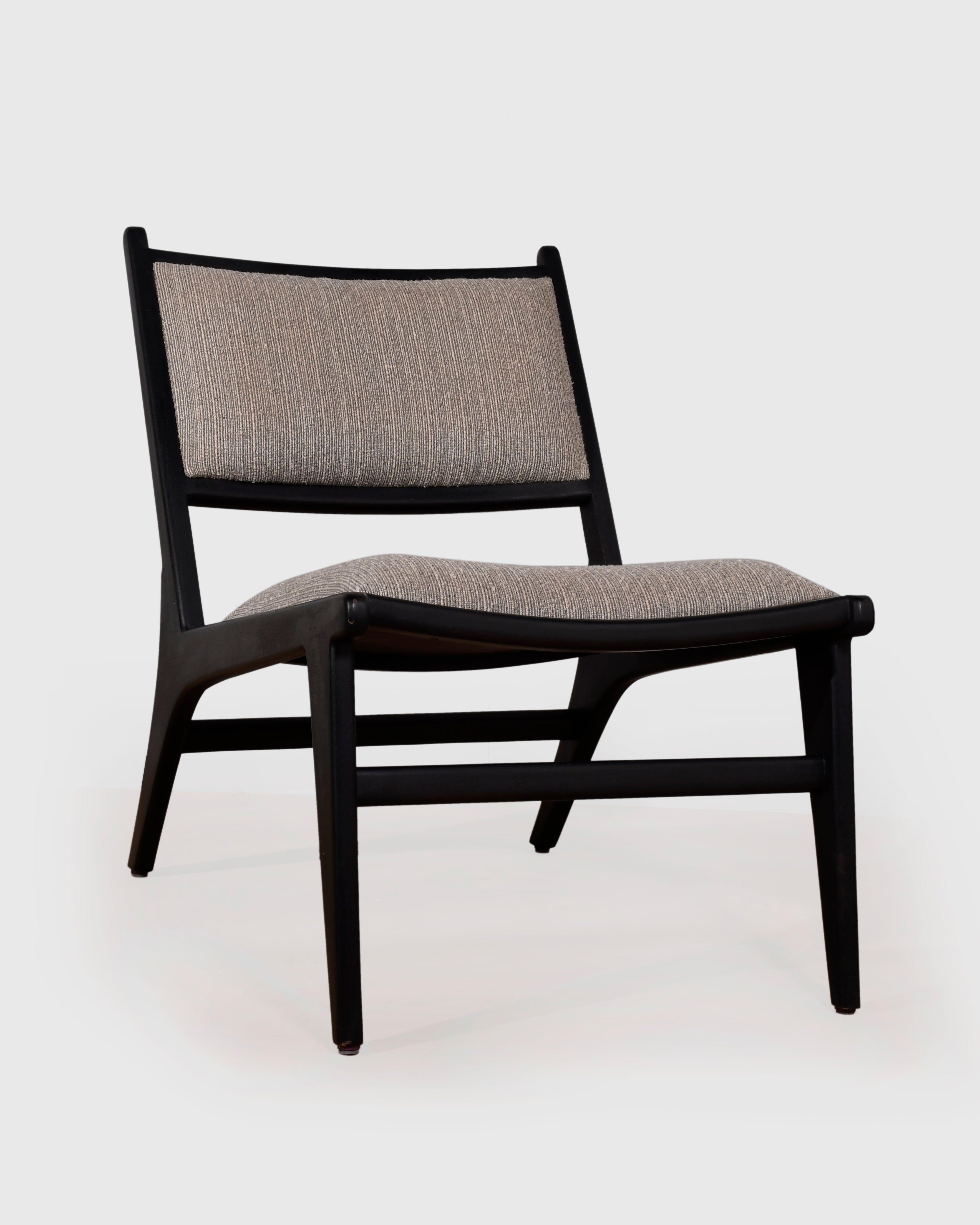 Contemporary Low Lounge Chair