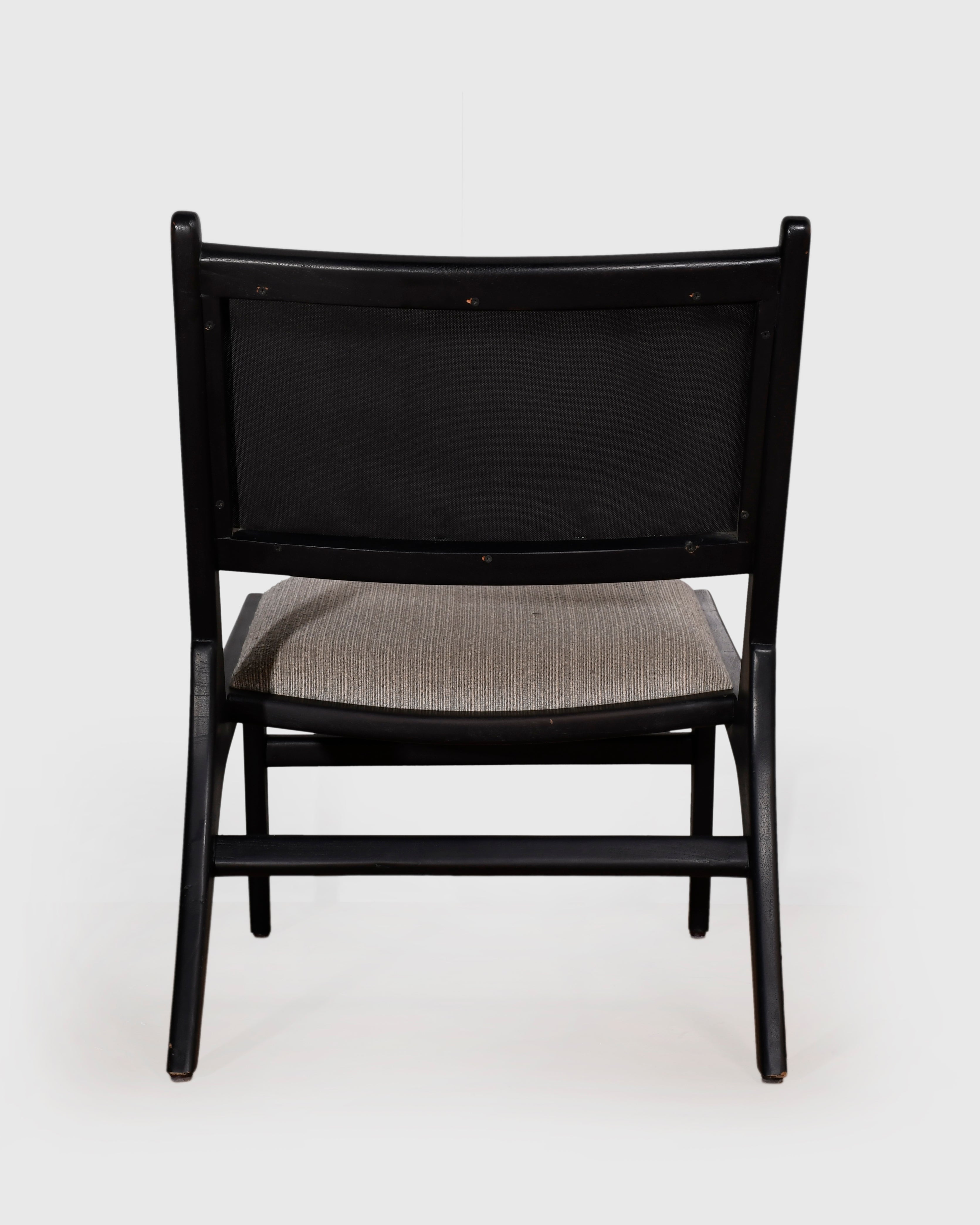 Contemporary Low Lounge Chair