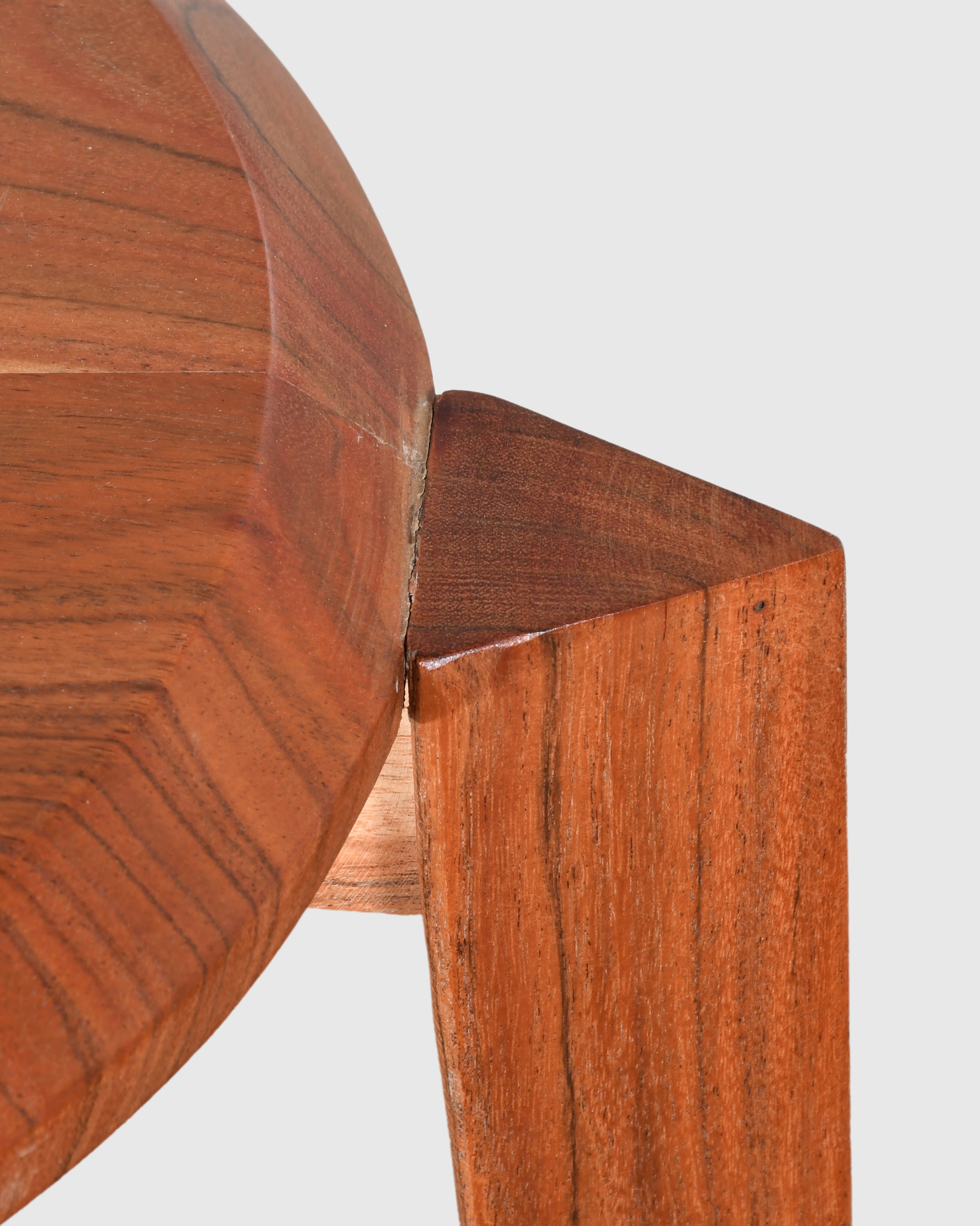 Terra Minimal Stool