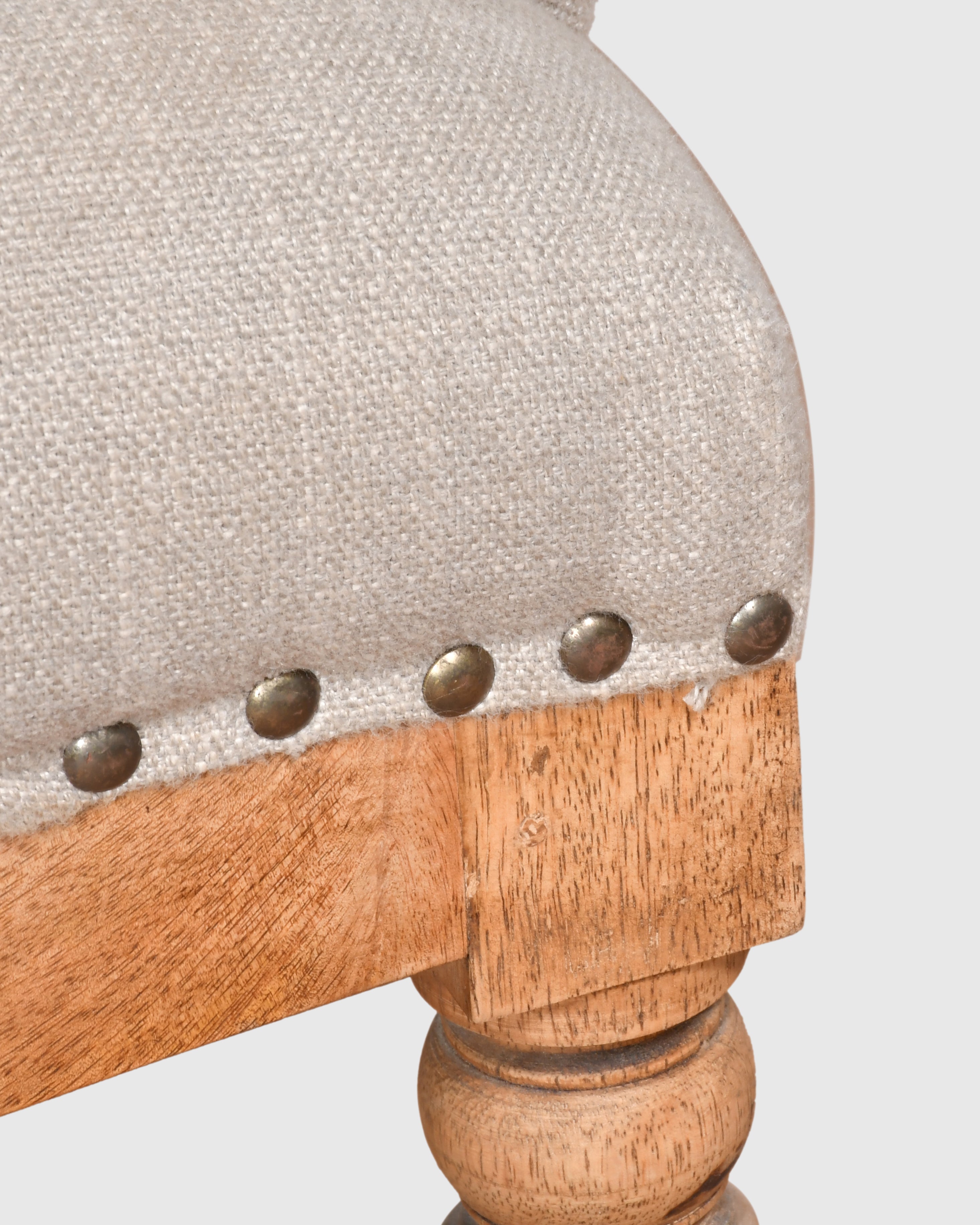 Classic Beige Tufted Loveseat