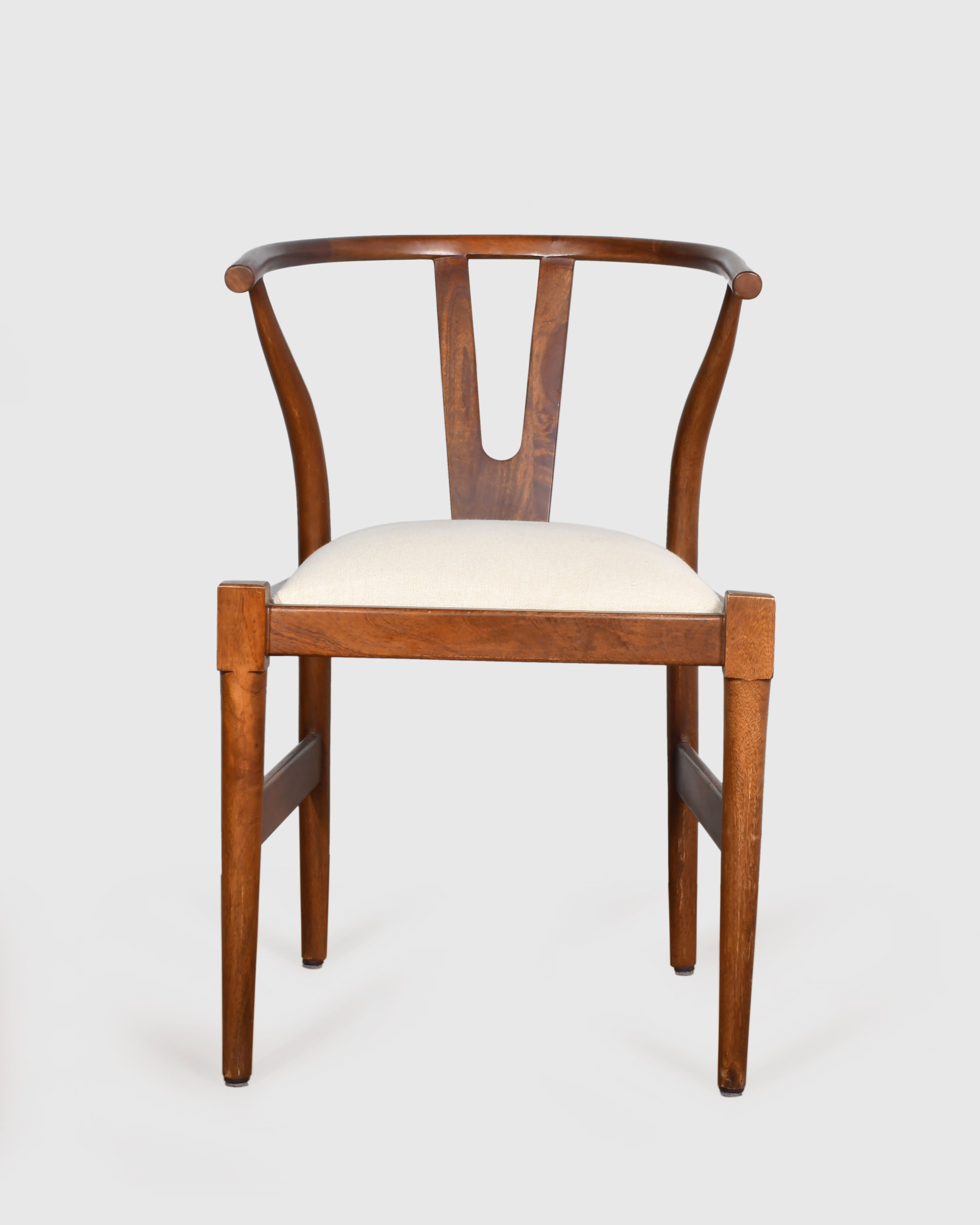 Arlo Classic Yoke Chair