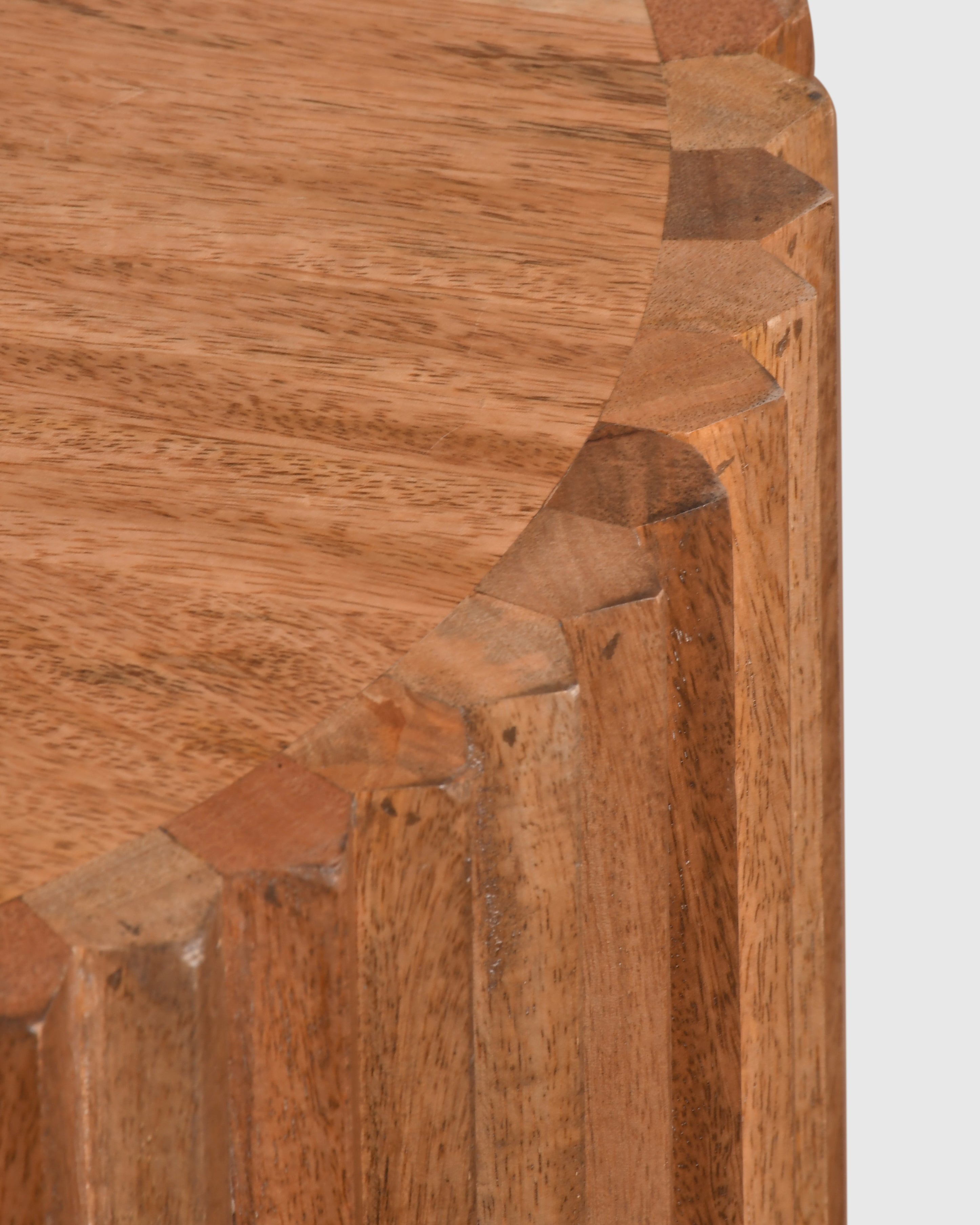 Alto Fluted Drum Table