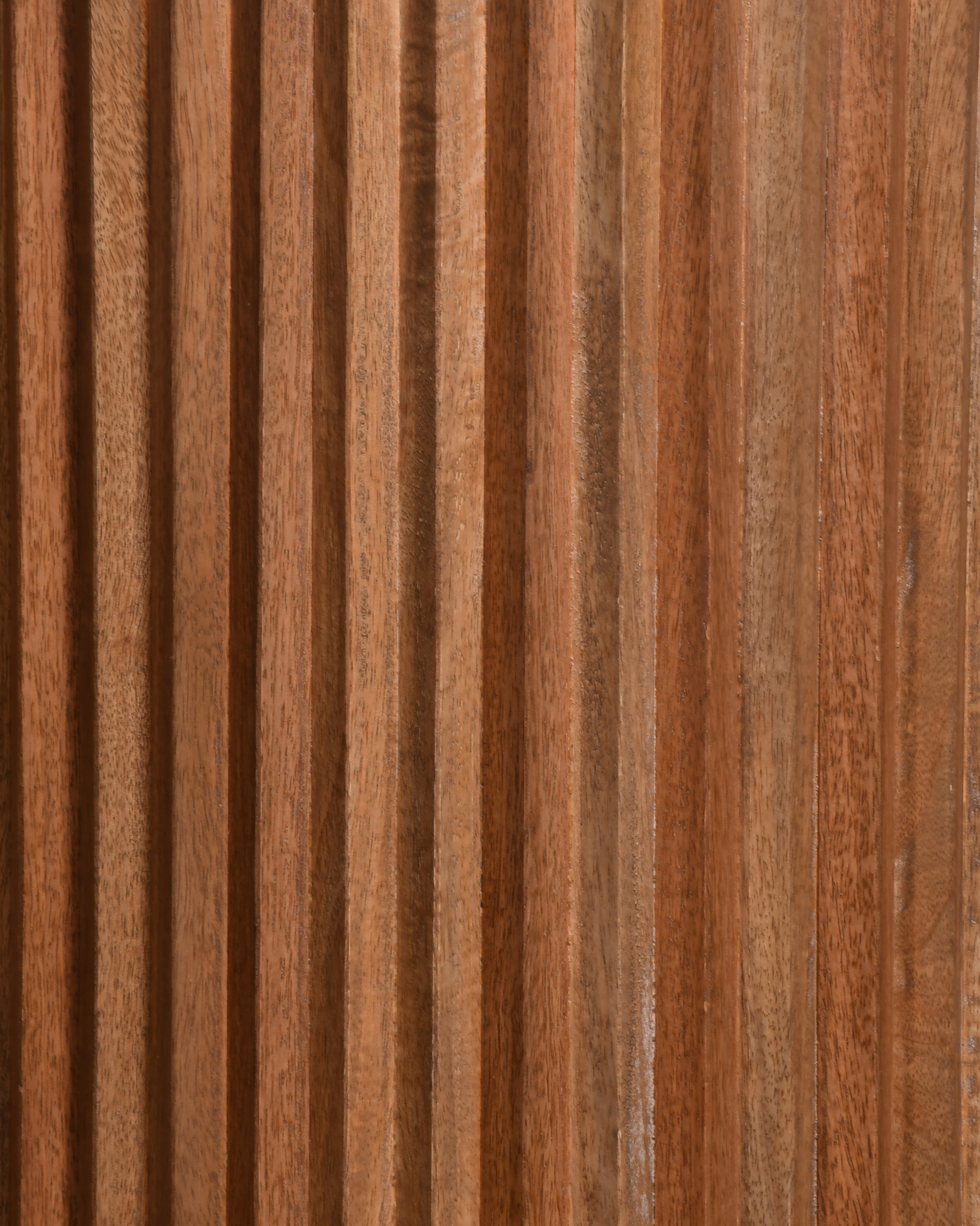Alto Fluted Drum Table