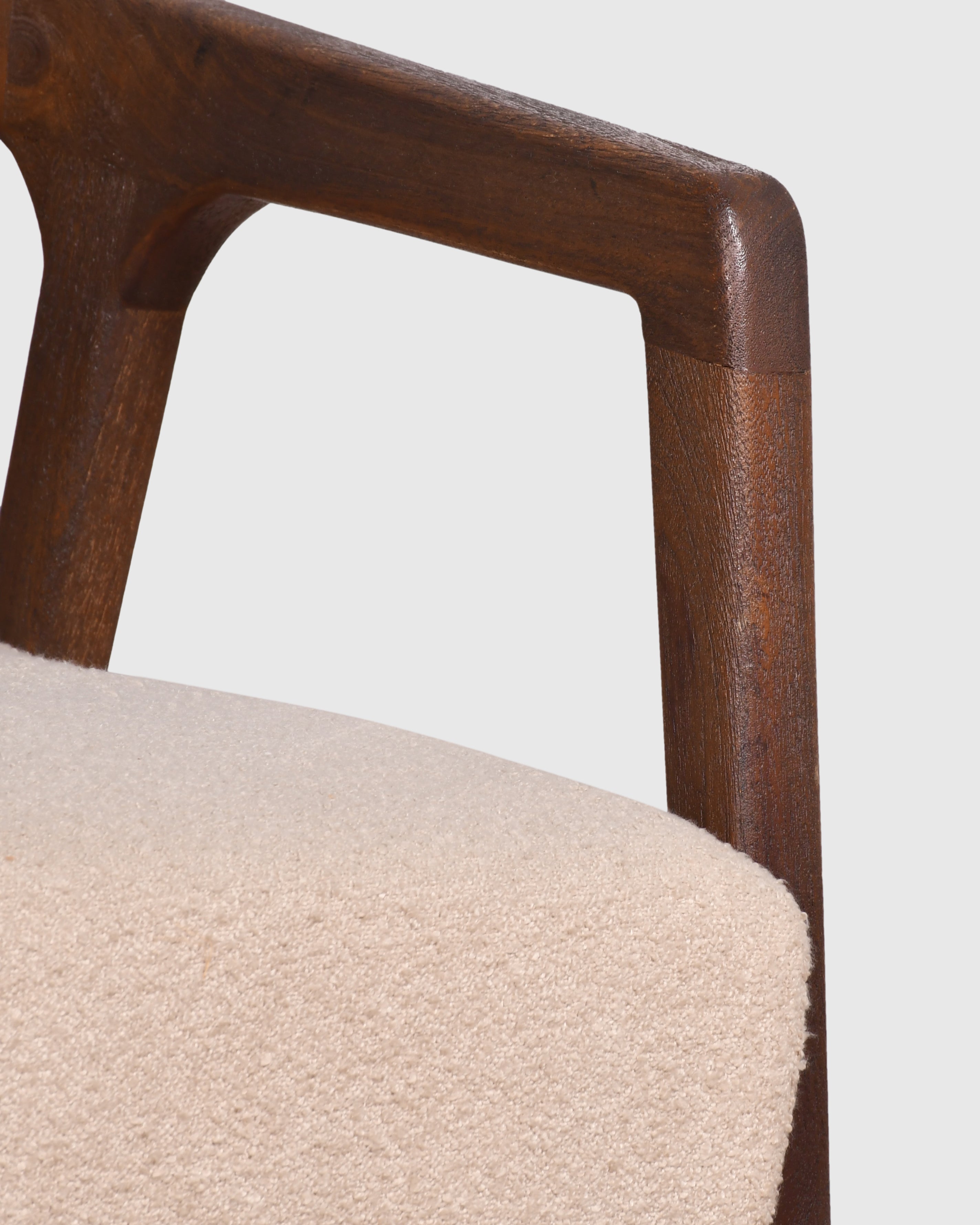 Verona Lounge Chair